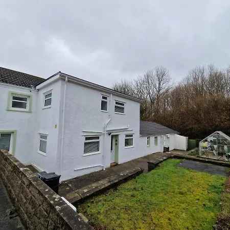 Lewis Gethin House, Newly Renovated Cottage Sleeps 9, Close To Bike Park Wales Merthyr Tydfil Exterior photo